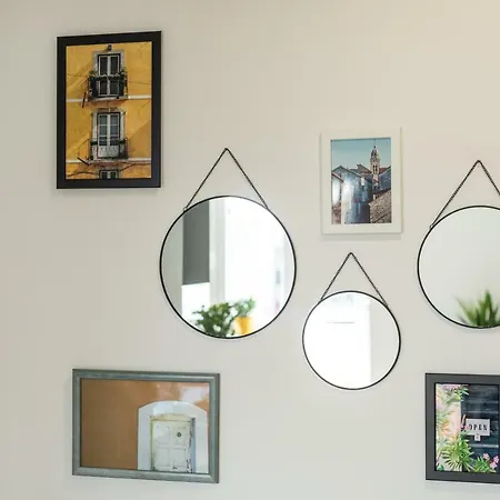Lux Center| En Bathroom| Balcony