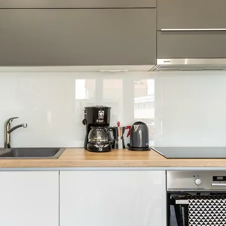 Lux Center| En Bathroom| Balcony Apartamento *